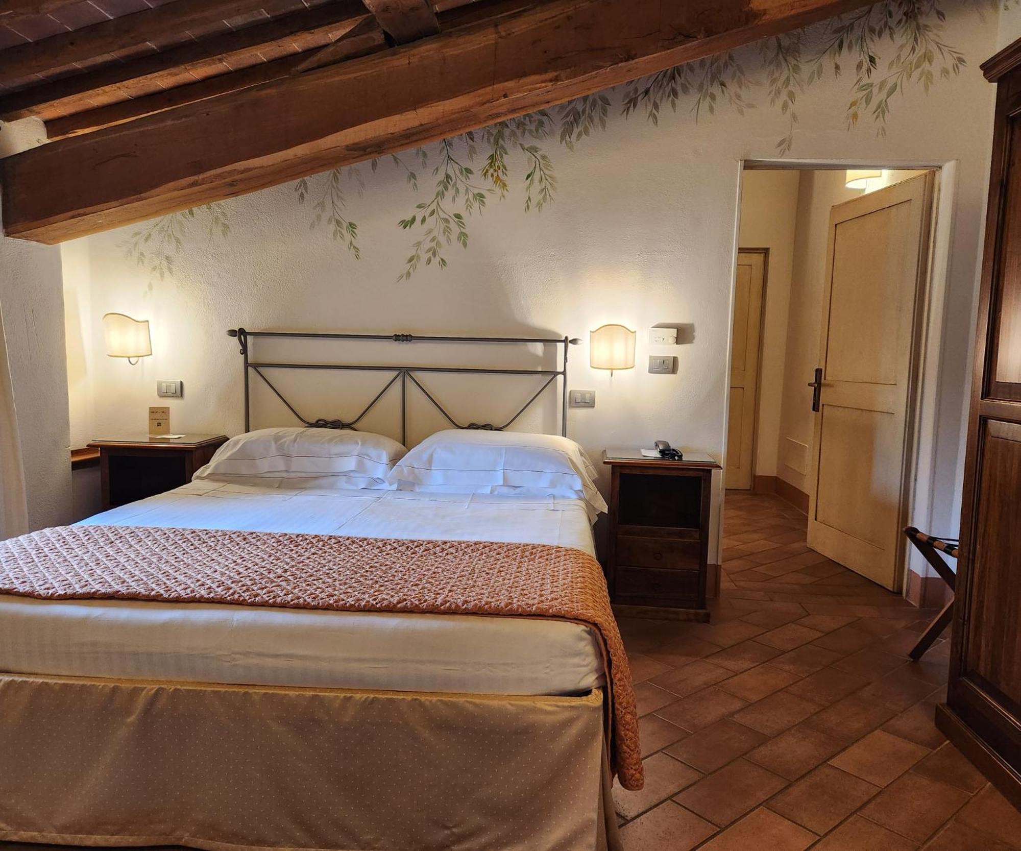 Villa Curina Resort Castelnuovo Berardenga Ngoại thất bức ảnh
